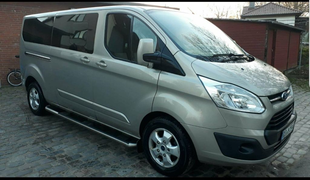 Ford Tourneo Custom 150.000 km 24.500 &euro; Mölln 23879