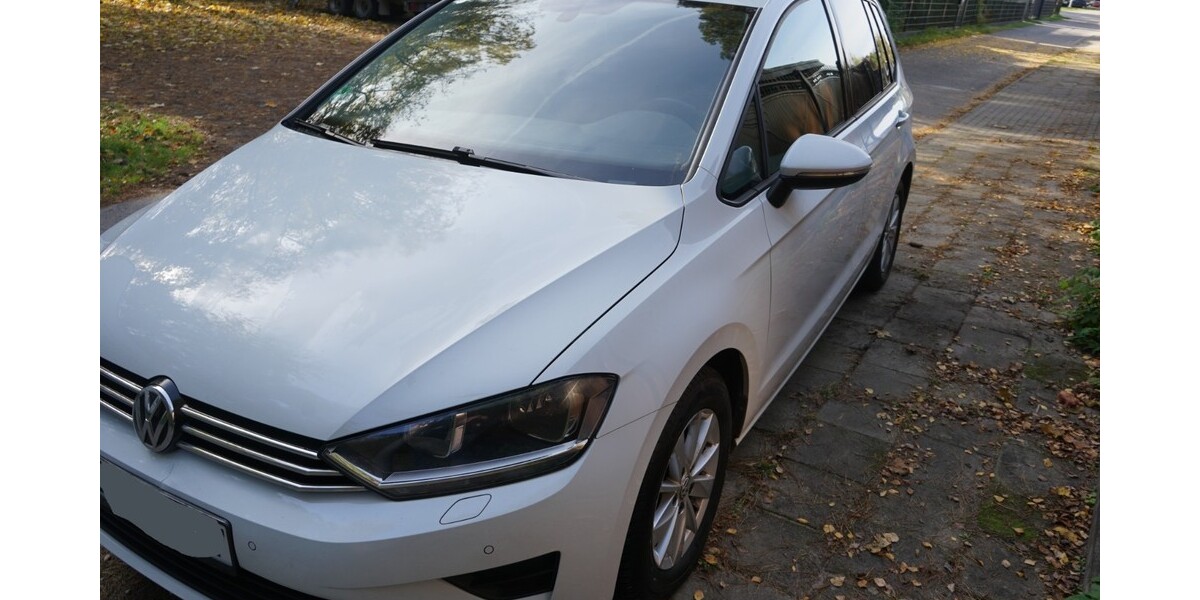 VW Golf Sportsvan 95.000 km 10.500 &euro; Berlin 10178
