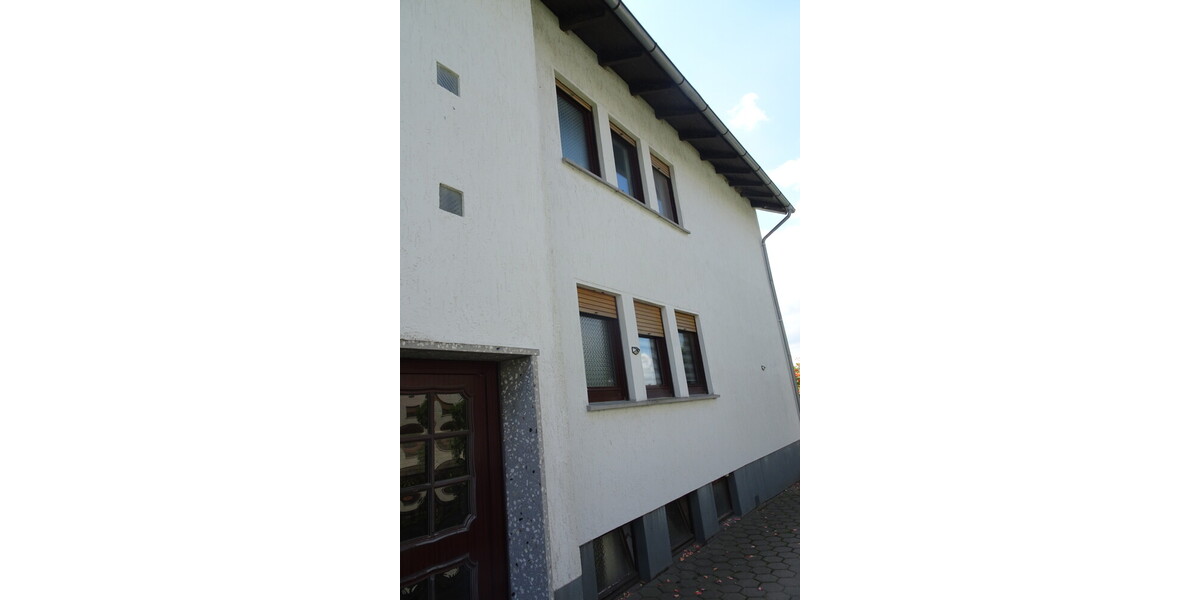 Kapitalanleger aufgepasst! Gepflegtes Dreifamilienhaus in attraktiver Wohnlage von Vlotho Uffeln - Zweifamilienhaus Vlotho Uffeln | Angebot:26857706