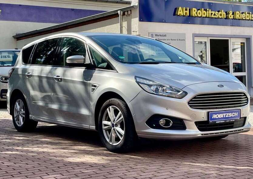 S-Max