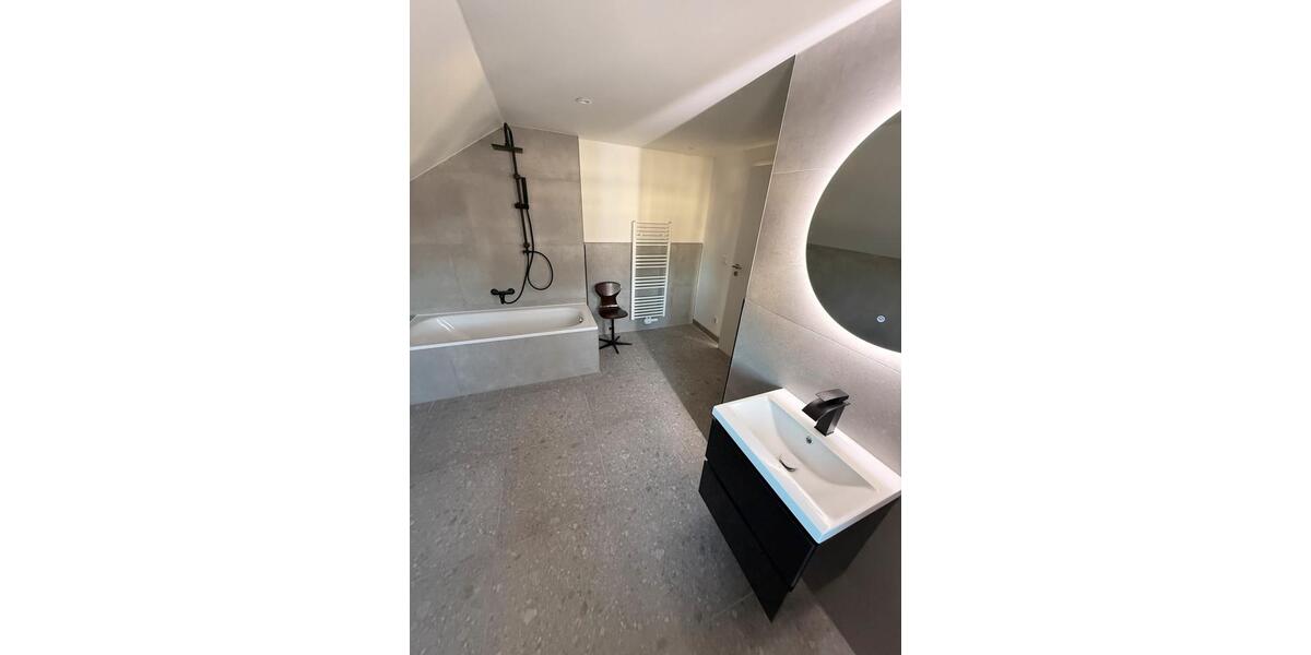 Dachgeschoßwohnung Treuchtlingen - 3 Zimmer, 70 m&sup2;, 700&euro; | Angebot:25271570