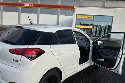 Hyundai i20 55.802 km 10.500 &euro; Weißenthurm 56575