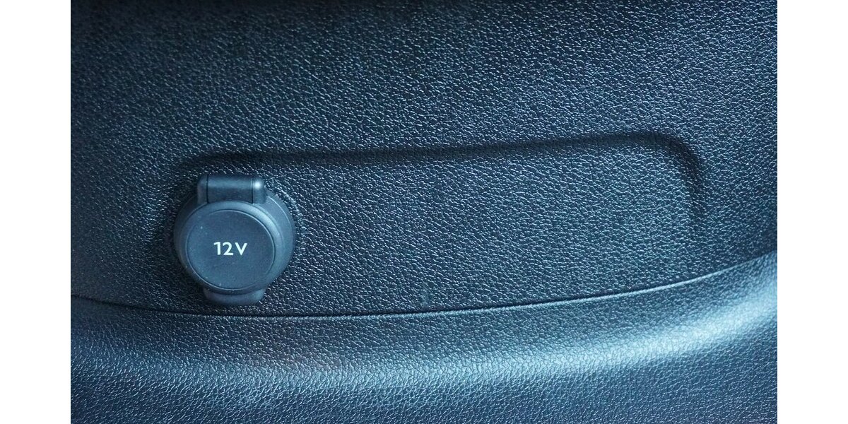 Fiat Doblo Kombi 1.5 130 AT / 10-Zoll Navi + AHK 39.814 km 23.503 &euro; Münchenbernsdorf 07589