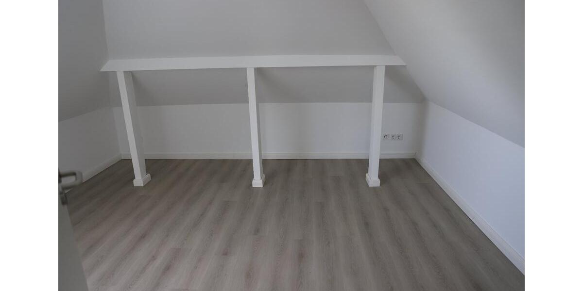 Bungalow Butjadingen - 5 Zimmer, 149 m&sup2;, 1.300&euro; | Angebot:24708252