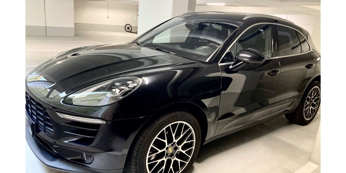 Porsche Macan 139.200 km 43.500 &euro; Bielefeld 33602