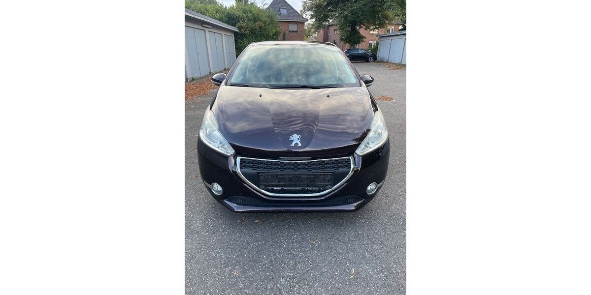 Peugeot 208 106.802 km 4.400 &euro; Kleve 47533