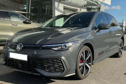 VW Golf 2.500 km 47.590 € Eutin 23701