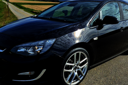 Opel Astra 39.000 km 9.399 &euro; Ascha 94347