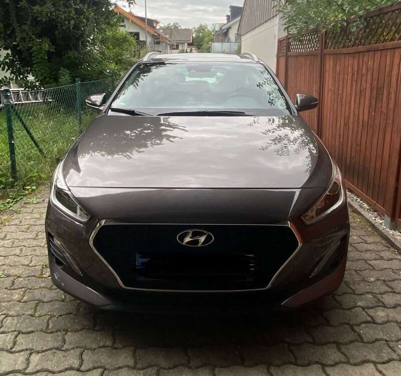 Hyundai i30 43.000 km 13.490 € Freilassing 83395