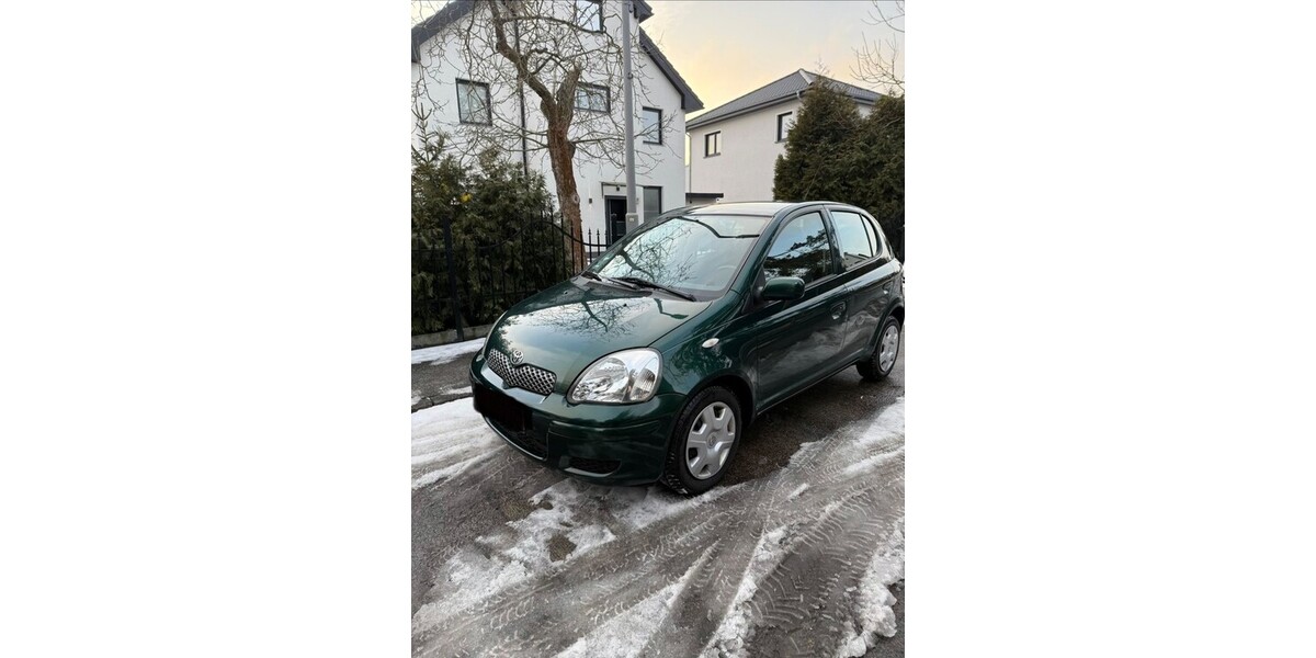 Toyota Yaris 120.000 km 3.200 &euro; Berlin 10178