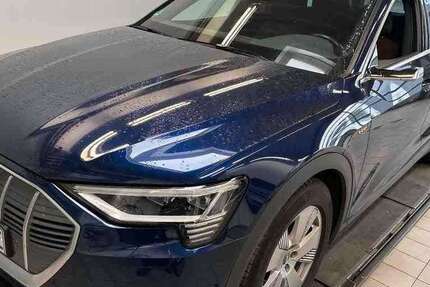 Audi e-tron 70.000 km 25.390 € Sulzbach - Rosenberg 92237