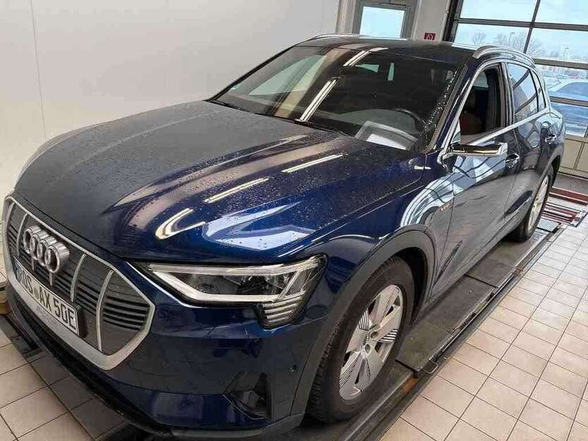 Audi e-tron 70.000 km 25.390 € Sulzbach - Rosenberg 92237