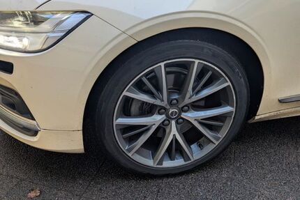 Volvo V90 195.000 km 25.600 &euro; Fulda 36037