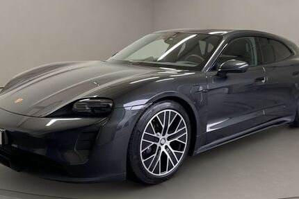 Porsche Taycan 22.797 km 64.500 &euro; Köln 50823