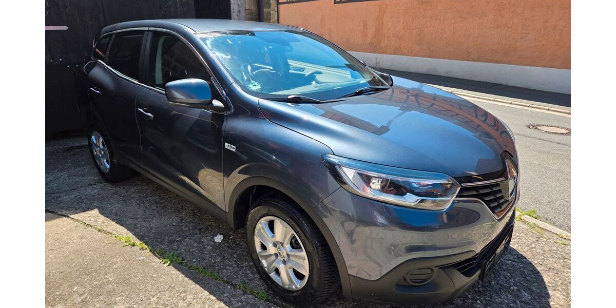 Renault Kadjar 48.000 km 7.850 &euro; Itzgrund 96274