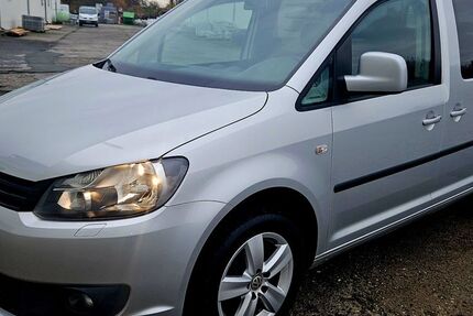 VW Caddy 145.600 km 8.250 &euro; Malschwitz 02694