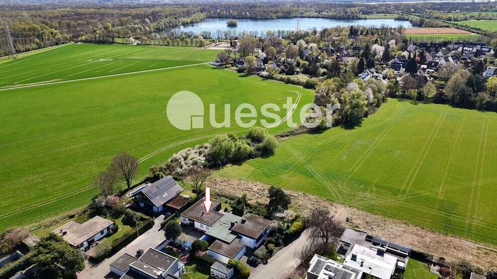 Haus zum Kaufen in Düsseldorf 675.000 € 131 m²