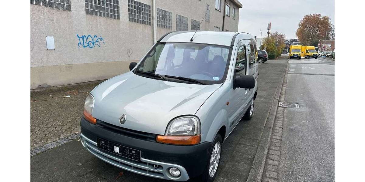 Renault Kangoo 156.000 km 1.999 € Paderborn 33100
