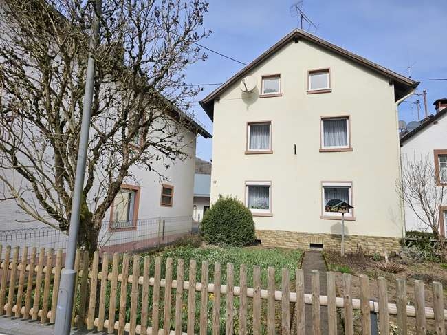 Haus zum Kaufen in Meerfeld 149.000 € 125 m²
