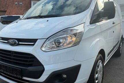 Ford Transit Custom 209.000 km 7.900 &euro; Hildesheim 31137
