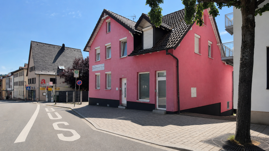 Provisionsfrei* A+ Altbau am Marktplatz: Wohn-Geschäftshaus mit Wärmepumpe — provisionsfrei - Mehrfamilienhaus, Wohnhaus Birkenfeld | Angebot:27113629