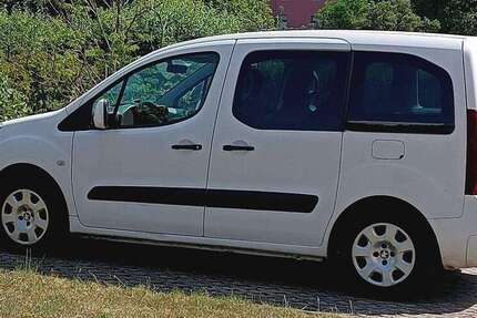 Peugeot Partner 270.000 km 5.700 &euro; Forst (Lausitz)/Baršć (Łužyca), Stadt 03149