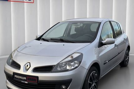 Renault Clio 227.483 km 1.490 € Laupheim 88471