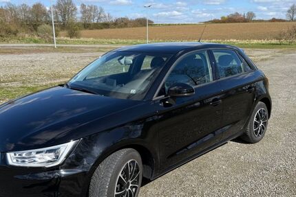 Audi A1 105.000 km 12.400 &euro; Bünde 32257