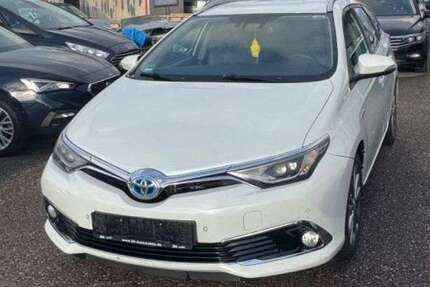 Toyota Auris 200.000 km 10.400 &euro; Fuerth 90763