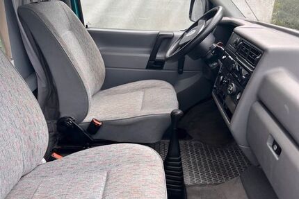 VW T4 Caravelle 295.000 km 3.500 &euro; Gilten 29690