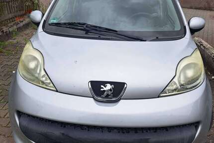 Peugeot 107 120.000 km 2.200 &euro; Biebergemünd 63599