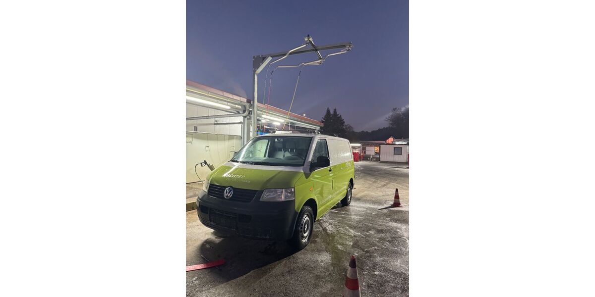 VW T5 Transporter 171.000 km 5.300 &euro; Adelberg 73099