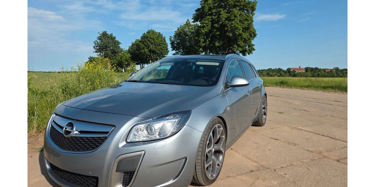 Opel Insignia 278.500 km 9.900 &euro; Staßfurt 39418