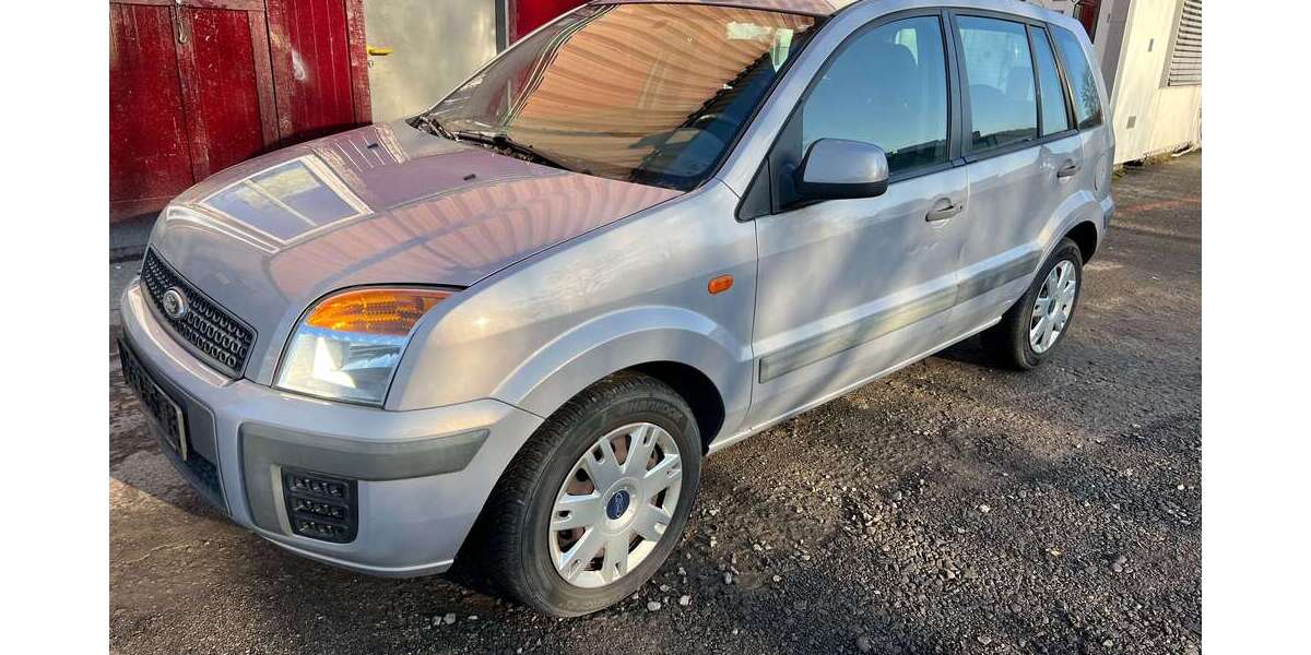 Ford Fusion 157.000 km 1.300 &euro; Gerbrunn 97218