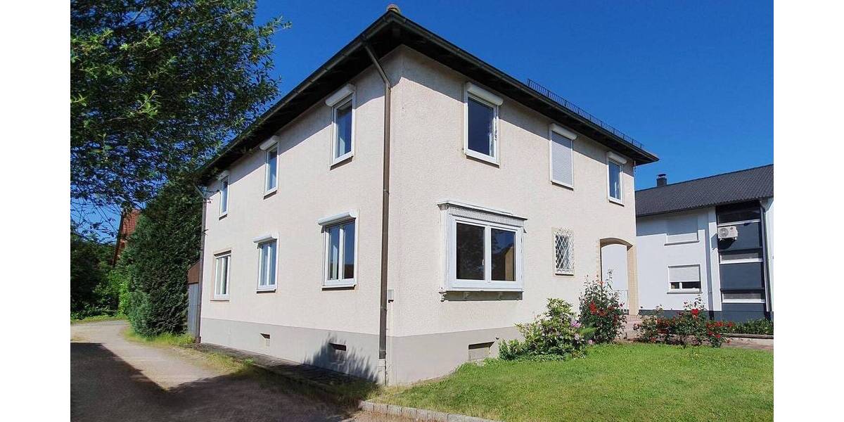 Einfamilienhaus Achern Großweier - 7 Zimmer, 165 m&sup2;, 350.000&euro; | Angebot:25703677