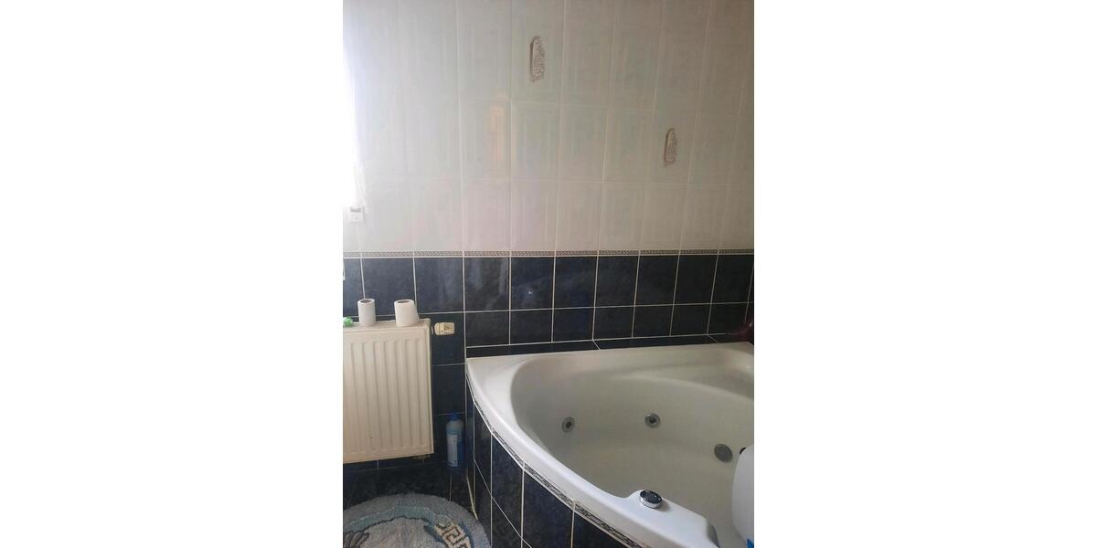Einfamilienhaus Warburg - 7 Zimmer, 168 m&sup2;, 320.000&euro; | Angebot:26278421