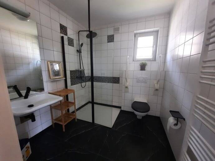 Ein Ferienhaus auf der Sonnen-insel Usedom.Füt Ihr Investent mit guter Rendite - Einfamilienhaus Mellenthin | Angebot:26086138