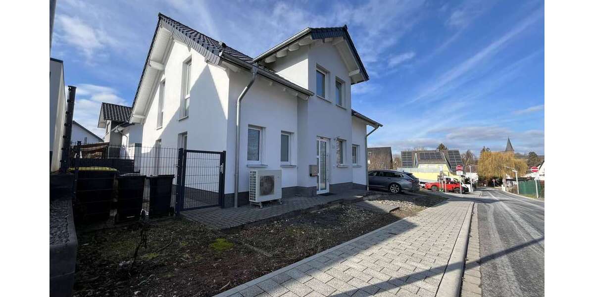 Einfamilienhaus Mechernich - 4 Zimmer, 158 m&sup2;, 1.750&euro; | Angebot:25083564