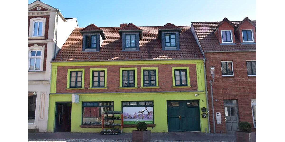 Attraktive Gewerbefläche - ideal als Café, Praxis oder Handel zimmer