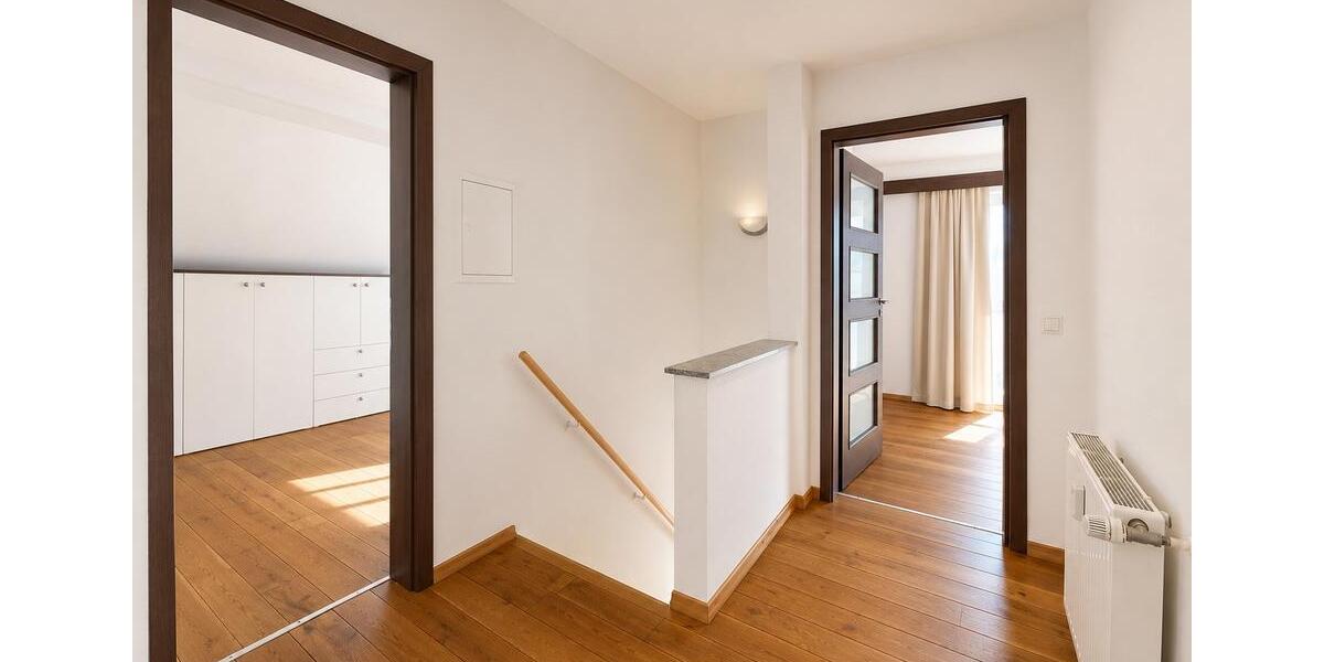 Etagenwohnung Sellin - 2 Zimmer, 84 m&sup2;, 1.176&euro; | Angebot:26589382