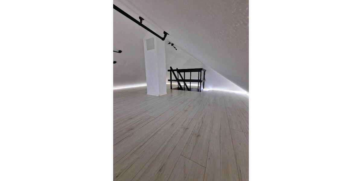 Dachgeschoßwohnung Möckmühl - 2.5 Zimmer, 52 m&sup2;, 184.900&euro; | Angebot:26972580