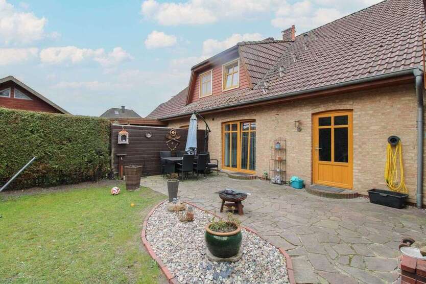 Haus zum Kaufen in Viöl 475.000 € 234.86 m²