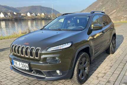 Jeep Cherokee 99.567 km 18.450 &euro; Hennef (Sieg), Stadt 53773