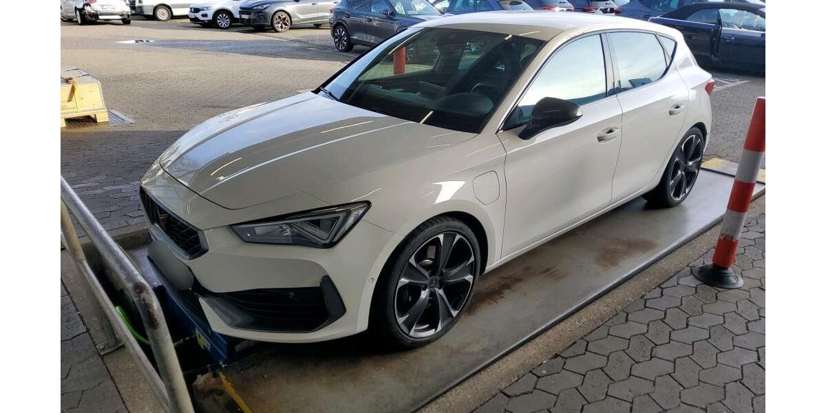 Cupra Leon 47.500 km 24.490 &euro; Braunschweig Wenden 38110