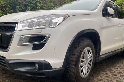 Peugeot 4008