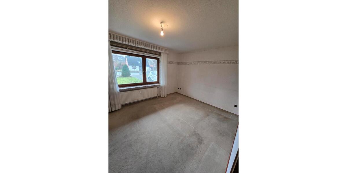 Erdgeschoßwohnung Wesselburen - 4 Zimmer, 111 m&sup2;, 1.370&euro; | Angebot:25963496
