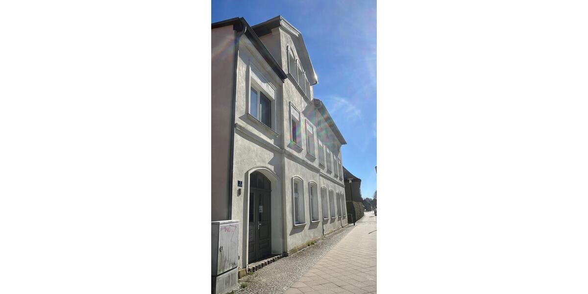 Dachgeschoßwohnung Mirow - 2.5 Zimmer, 64 m&sup2;, 480&euro; | Angebot:26247924