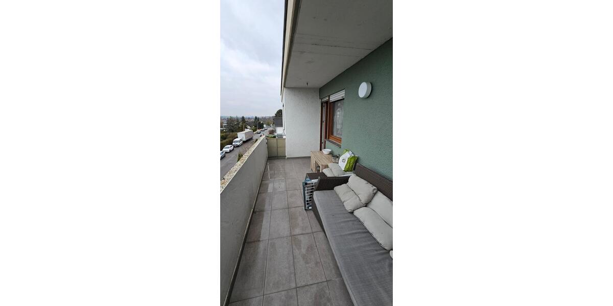 5 Familienhaus inkl. Penthaus-Wohnung mit Gewerbehalle 13 zimmer