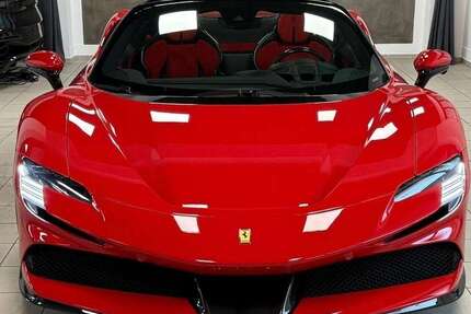 Ferrari SF90 Spider 9.800 km 435.000 € München 81827