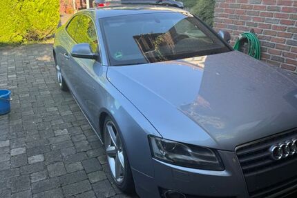 Audi A5 220.525 km 4.800 &euro; Kircheib 57635